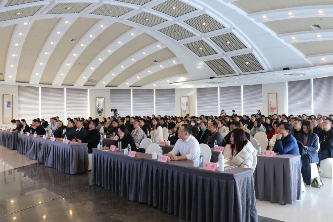 尊龙凯时集团2024年国际化市场拓展分享会圆满结束