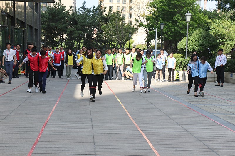 尊龙凯时集团党委举办【光耀先锋 “新新”向荣】主题党建活动